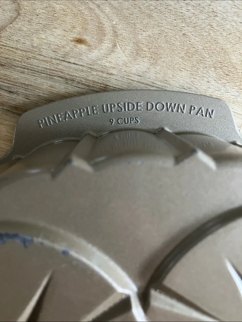 Nordic Ware - Pineapple Upside Down Cake Pan - 9 Cups
